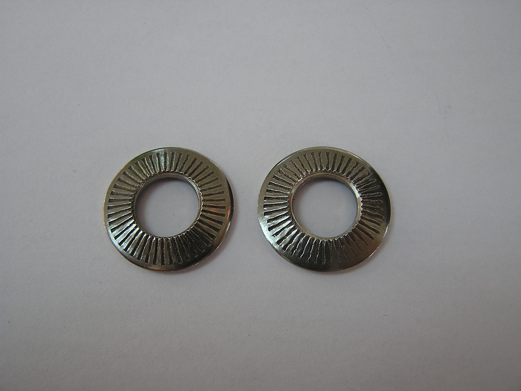 25511-1.JPG